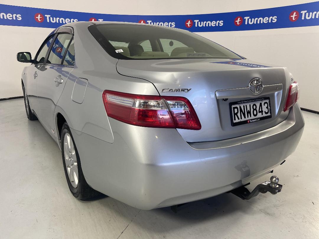 Photo '5' of Toyota Camry