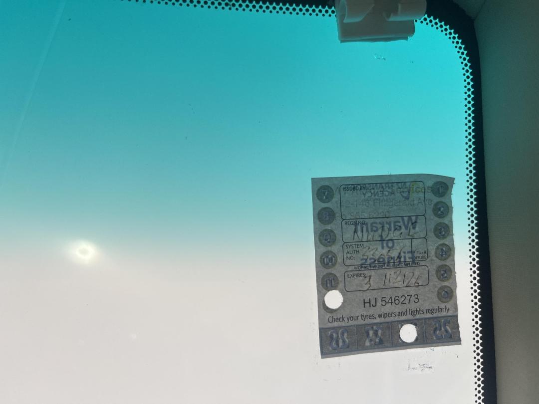 Photo '23' of Toyota Camry