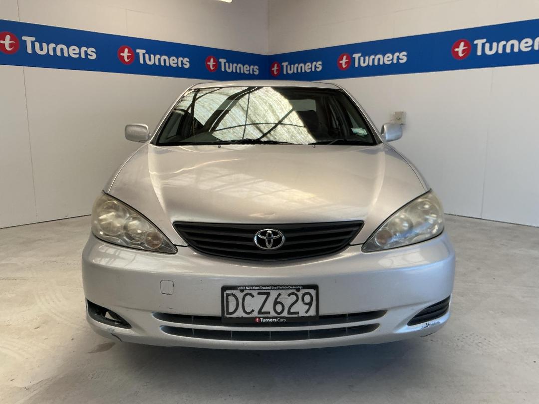 Photo '2' of Toyota Camry