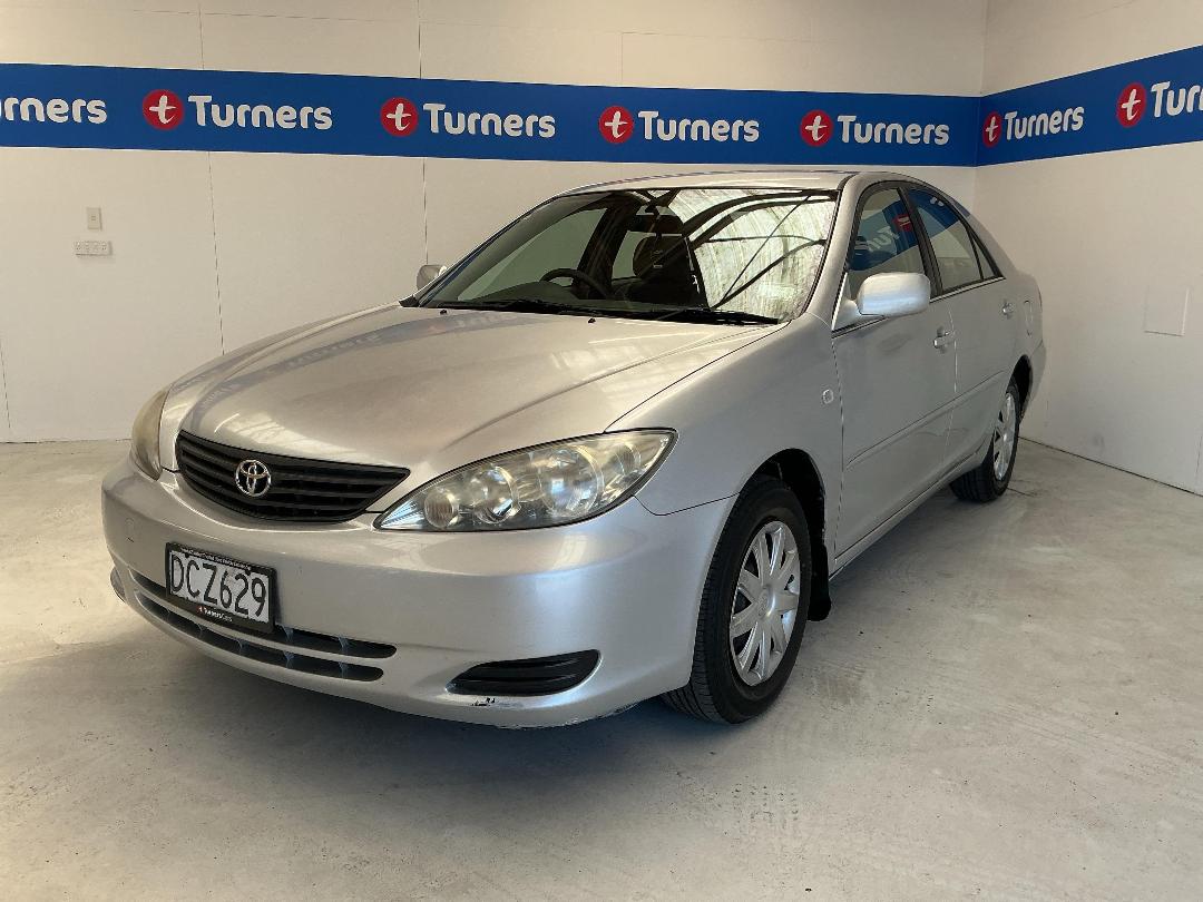 Photo '4' of Toyota Camry