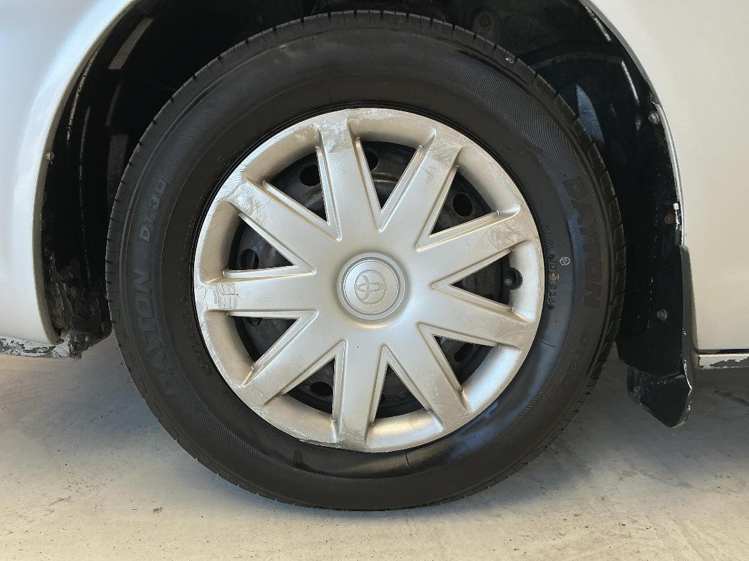 Photo '10' of Toyota Camry