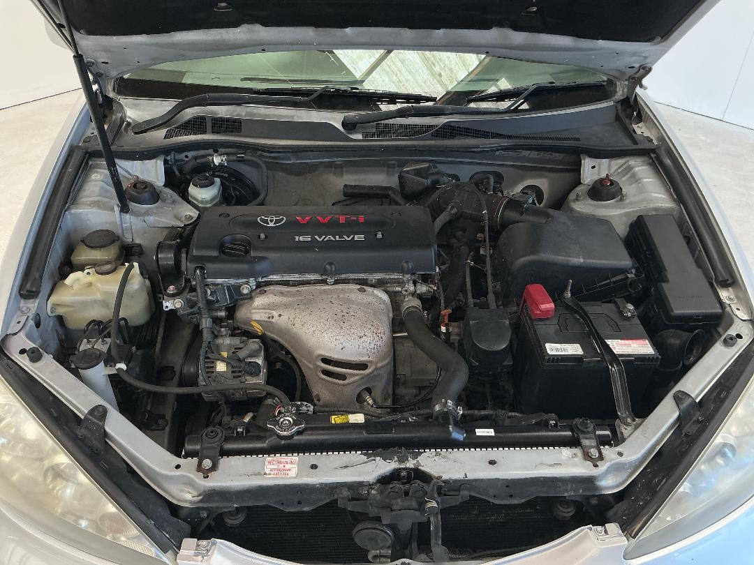 Photo '13' of Toyota Camry