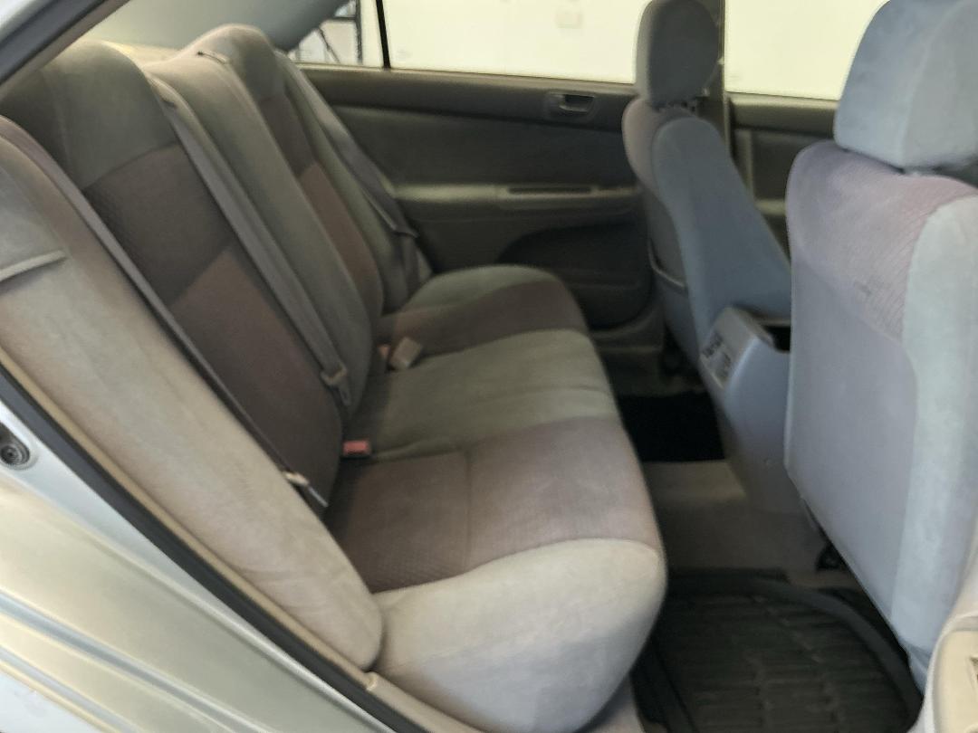 Photo '20' of Toyota Camry