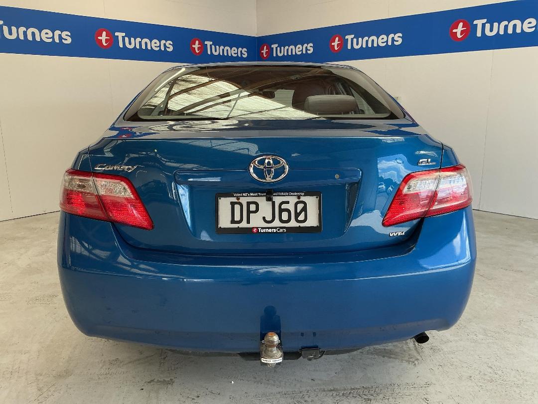 Photo '6' of Toyota Camry