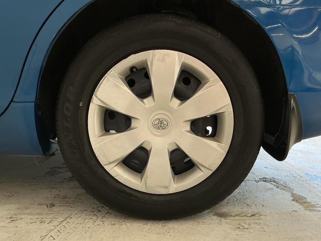 Photo '11' of Toyota Camry