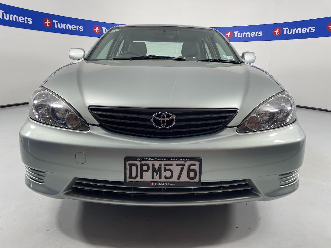 Photo '2' of Toyota Camry