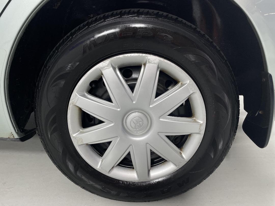 Photo '11' of Toyota Camry