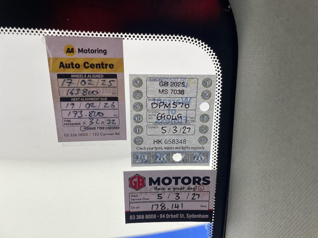 Photo '25' of Toyota Camry