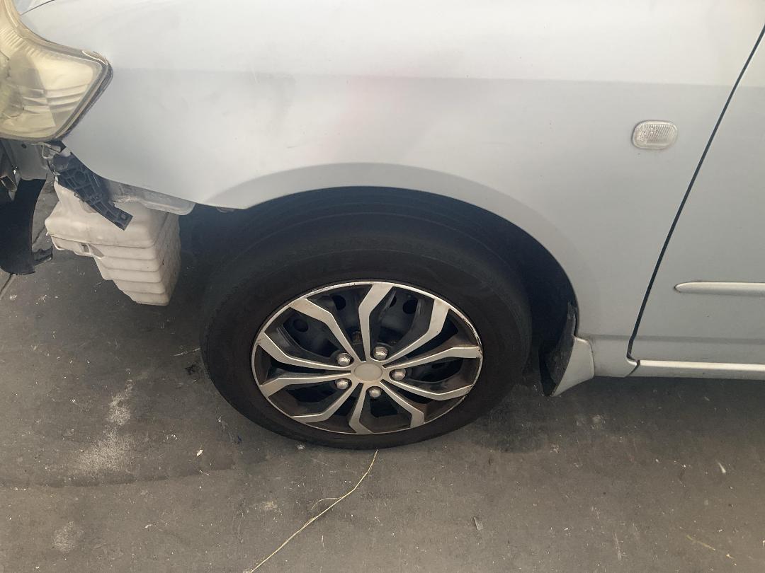 Photo '12' of Toyota Corolla