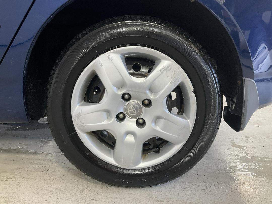 Photo '11' of Toyota Corolla