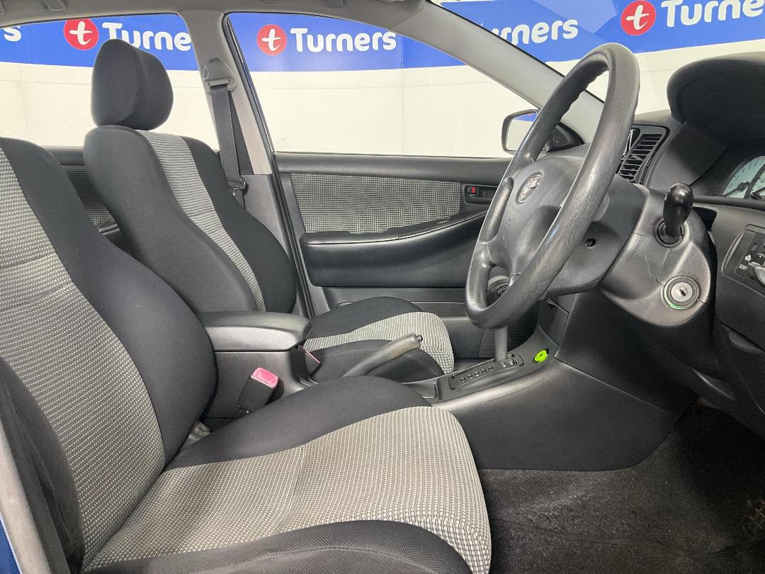 Photo '16' of Toyota Corolla