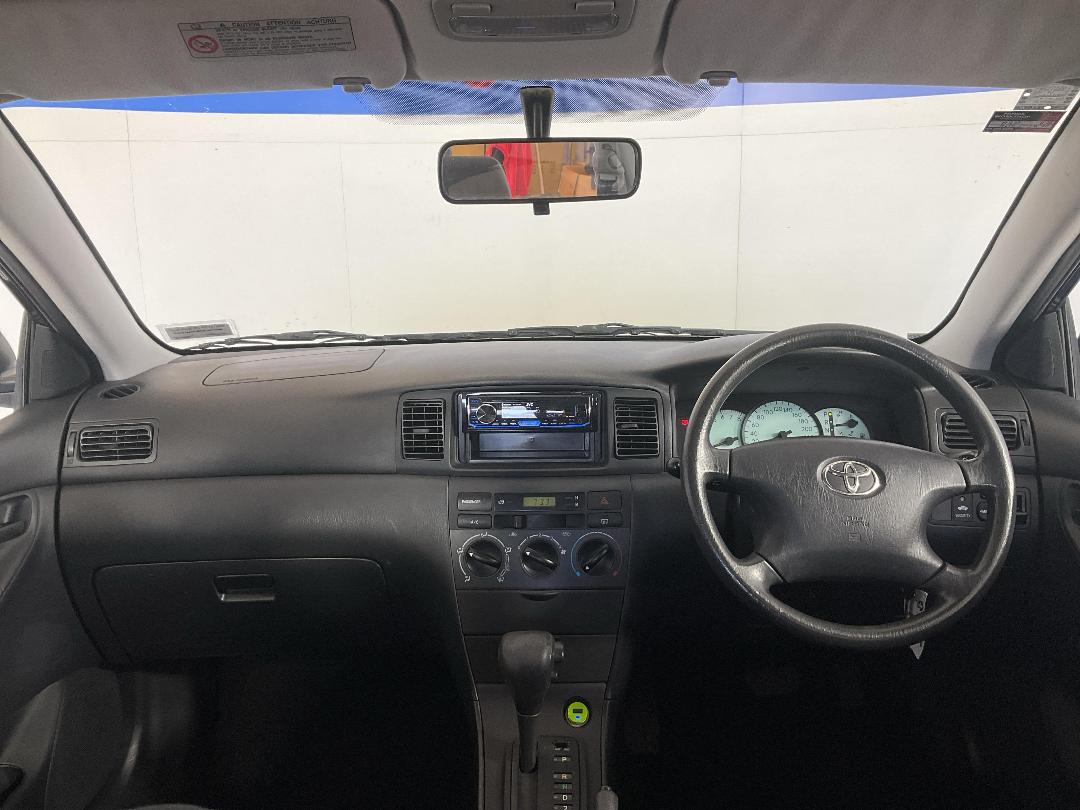 Photo '17' of Toyota Corolla