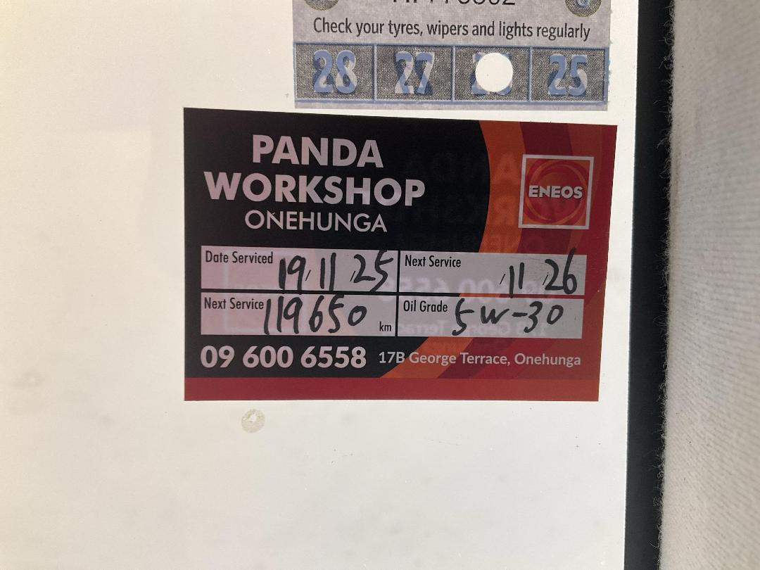 Photo '24' of Toyota Corolla