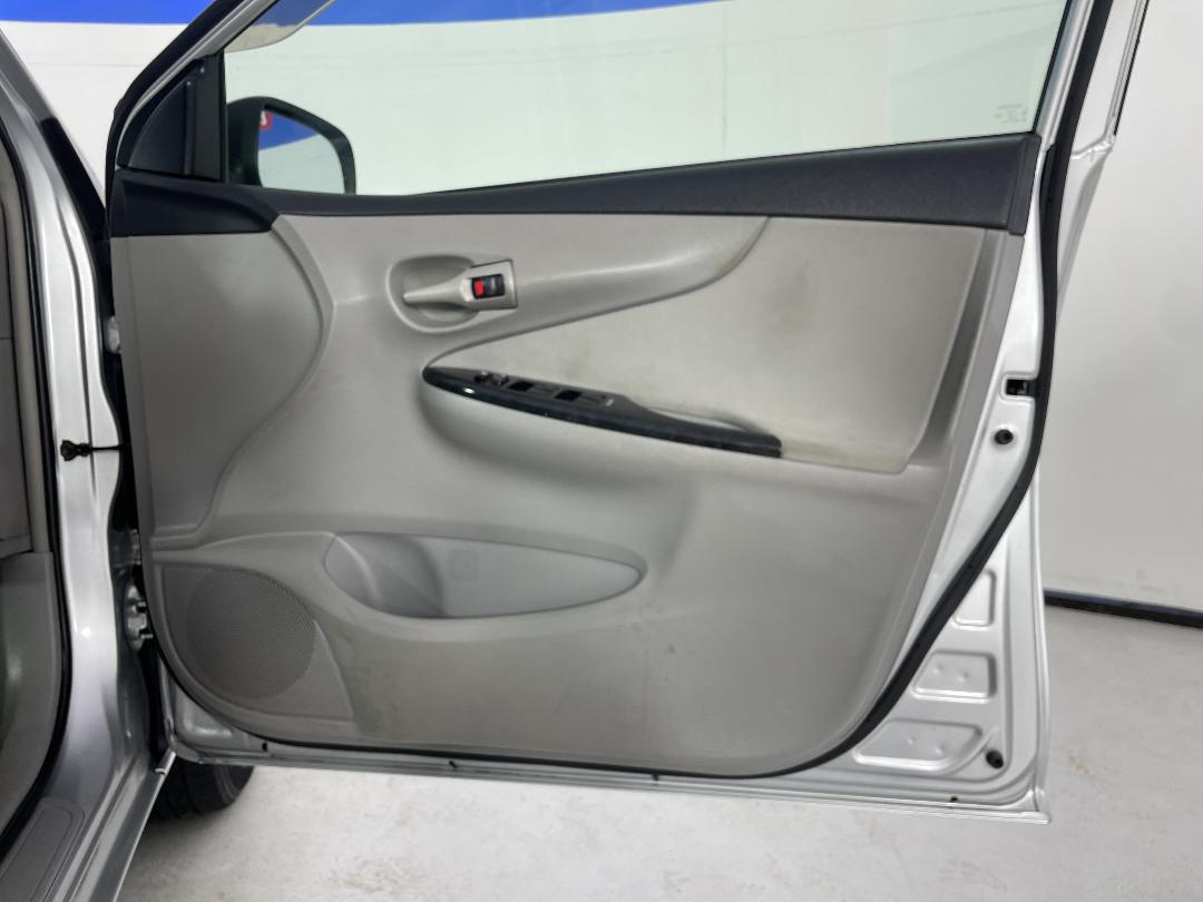 Photo '15' of Toyota Corolla