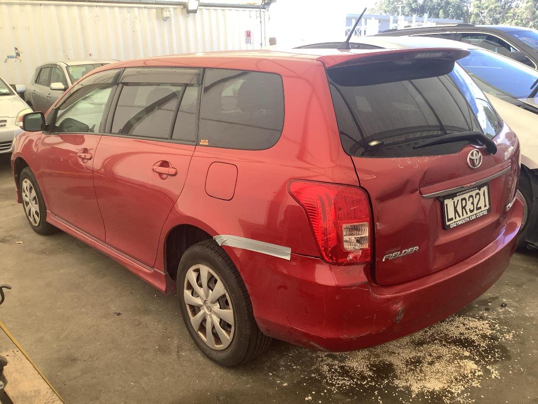 Photo '5' of Toyota Corolla Fielder Photo '5' of Toyota Corolla Fielder