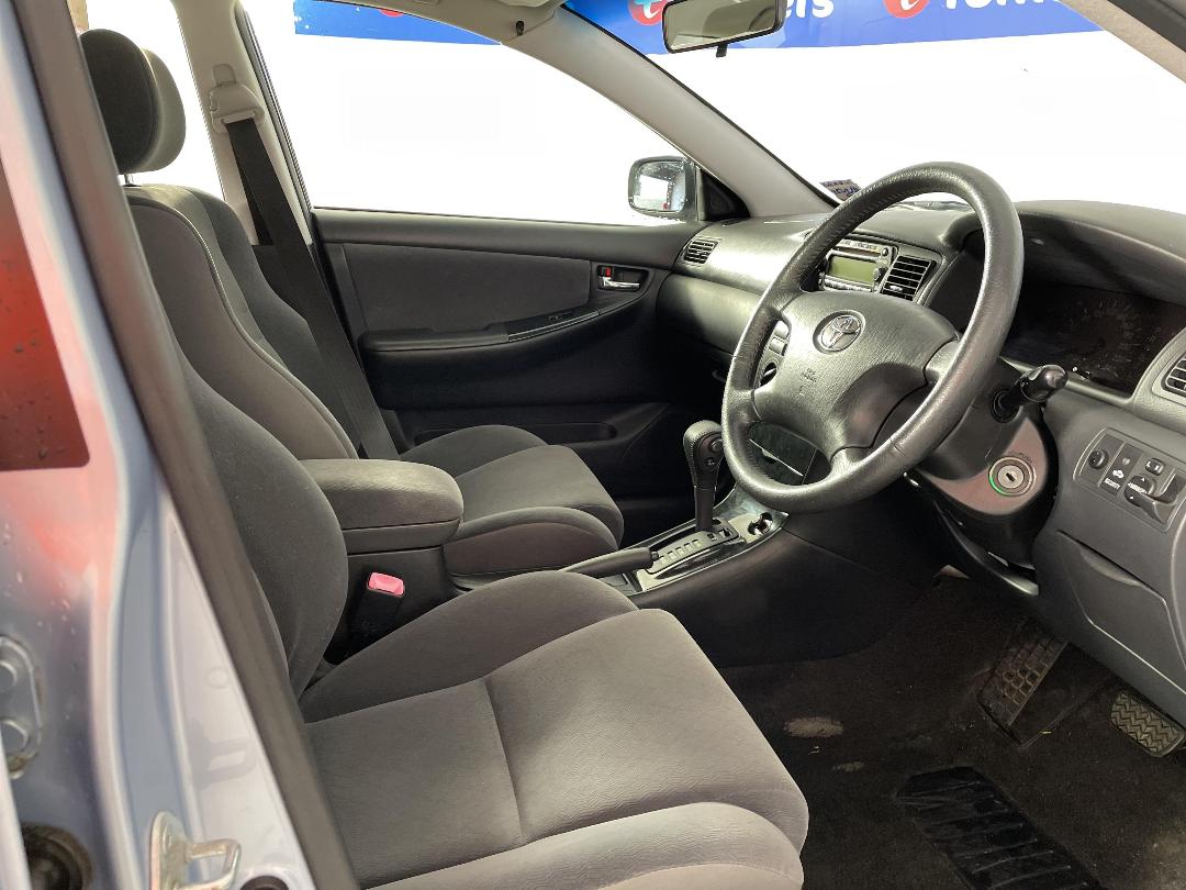 Photo '16' of Toyota Corolla