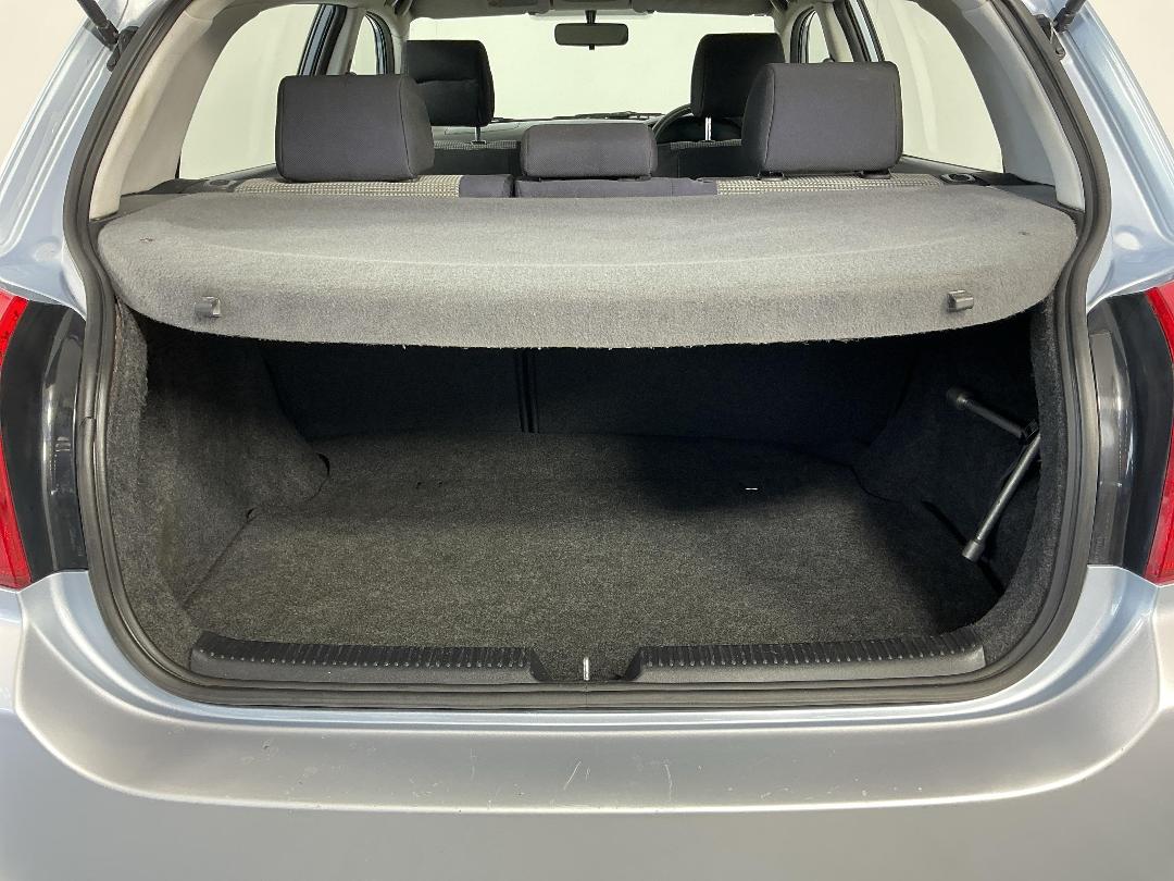 Photo '14' of Toyota Corolla Photo '14' of Toyota Corolla