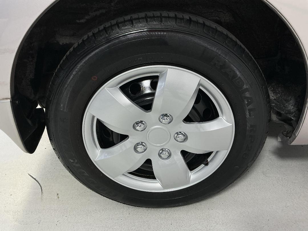 Photo '12' of Toyota Corolla