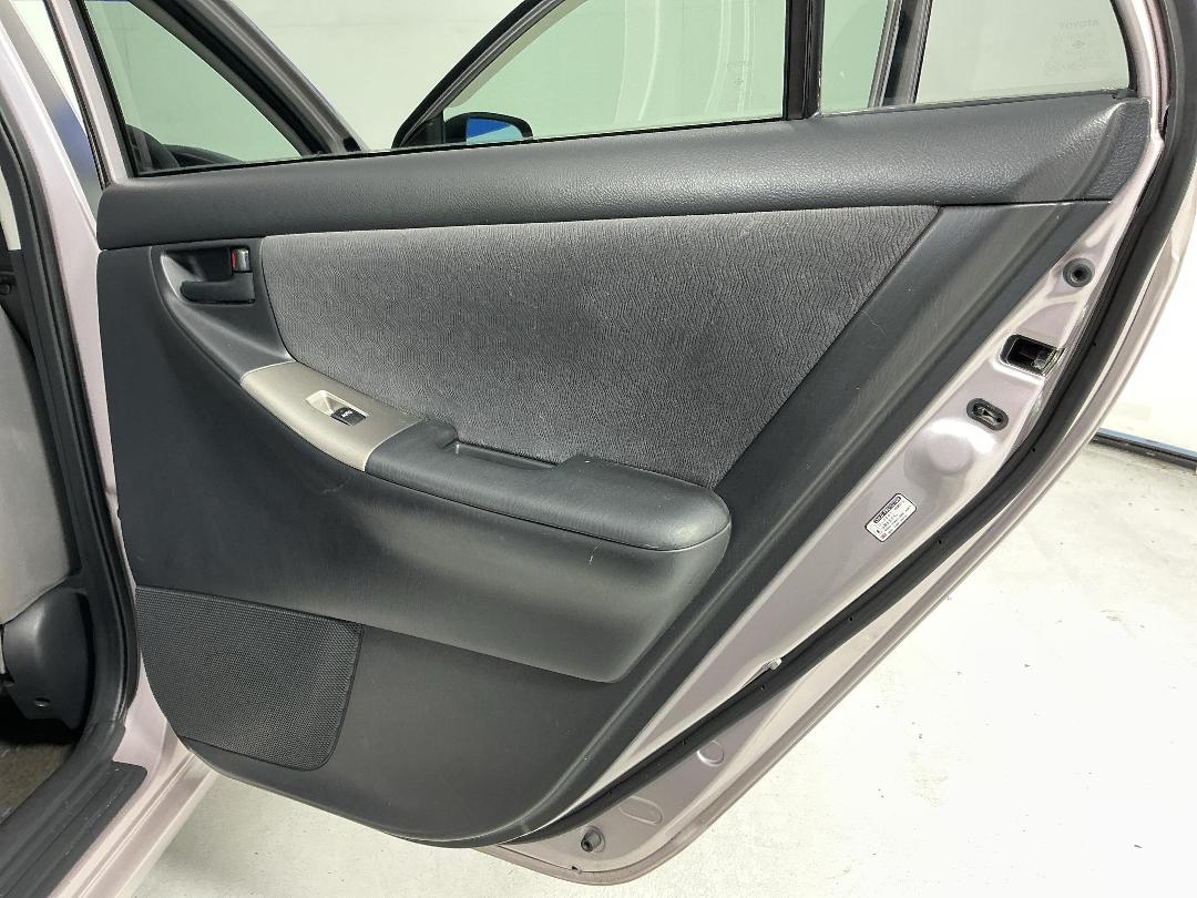 Photo '19' of Toyota Corolla