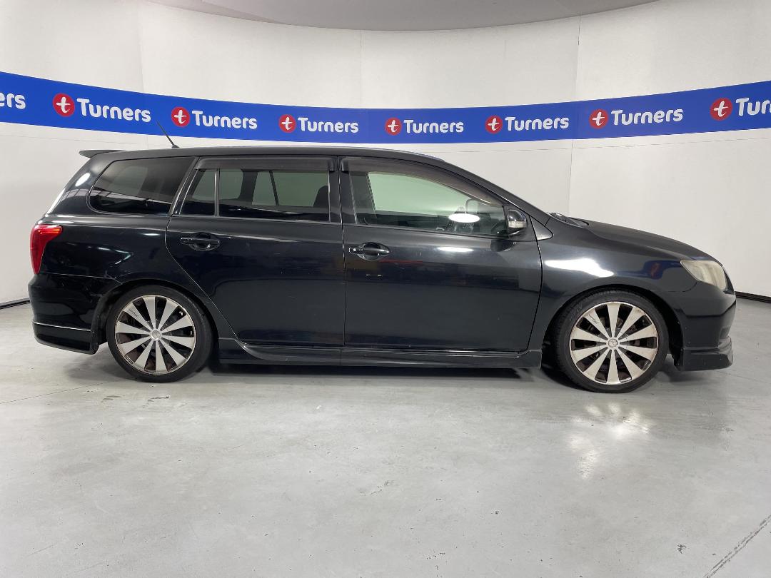 Photo '23' of Toyota Corolla Photo '23' of Toyota Corolla