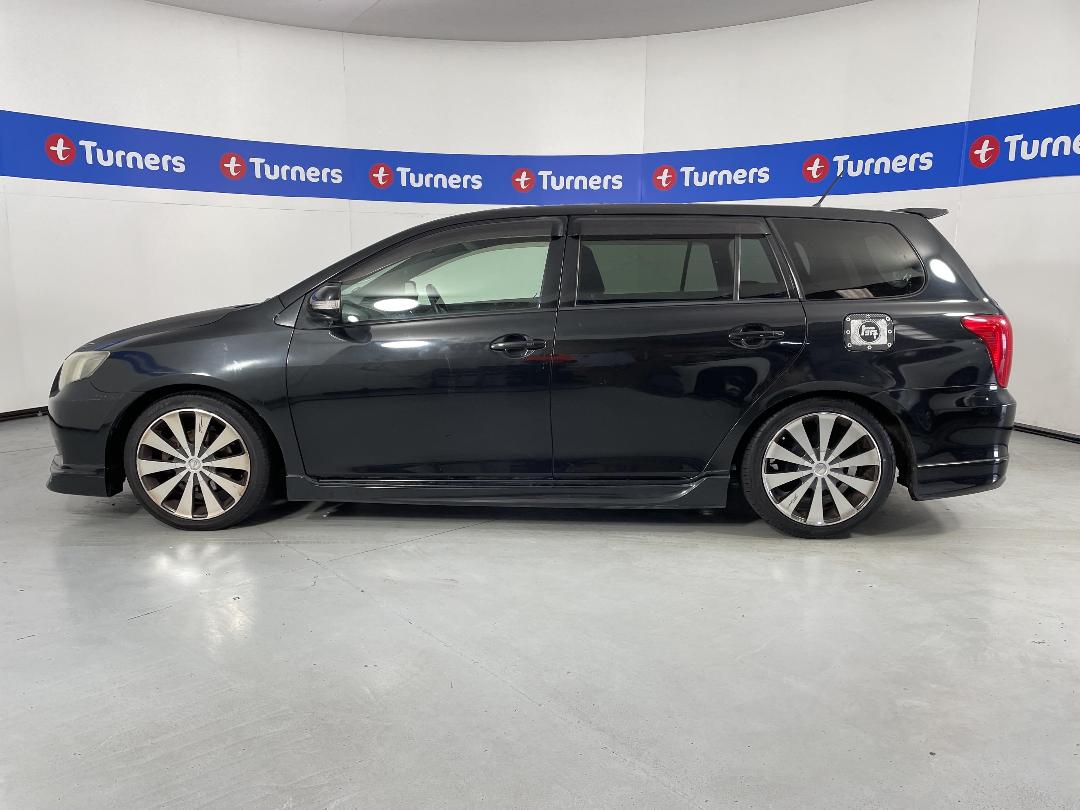 Photo '24' of Toyota Corolla Photo '24' of Toyota Corolla