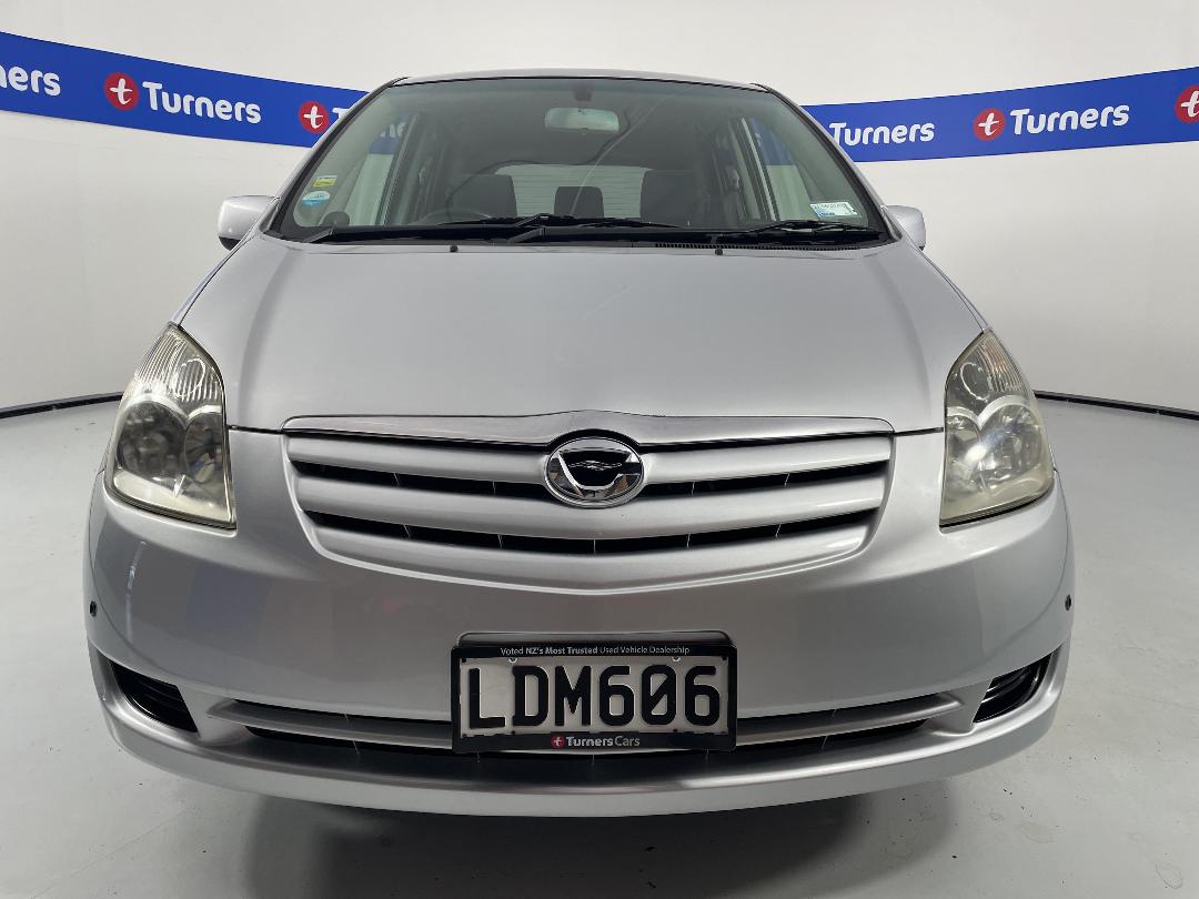 Photo '2' of Toyota Corolla