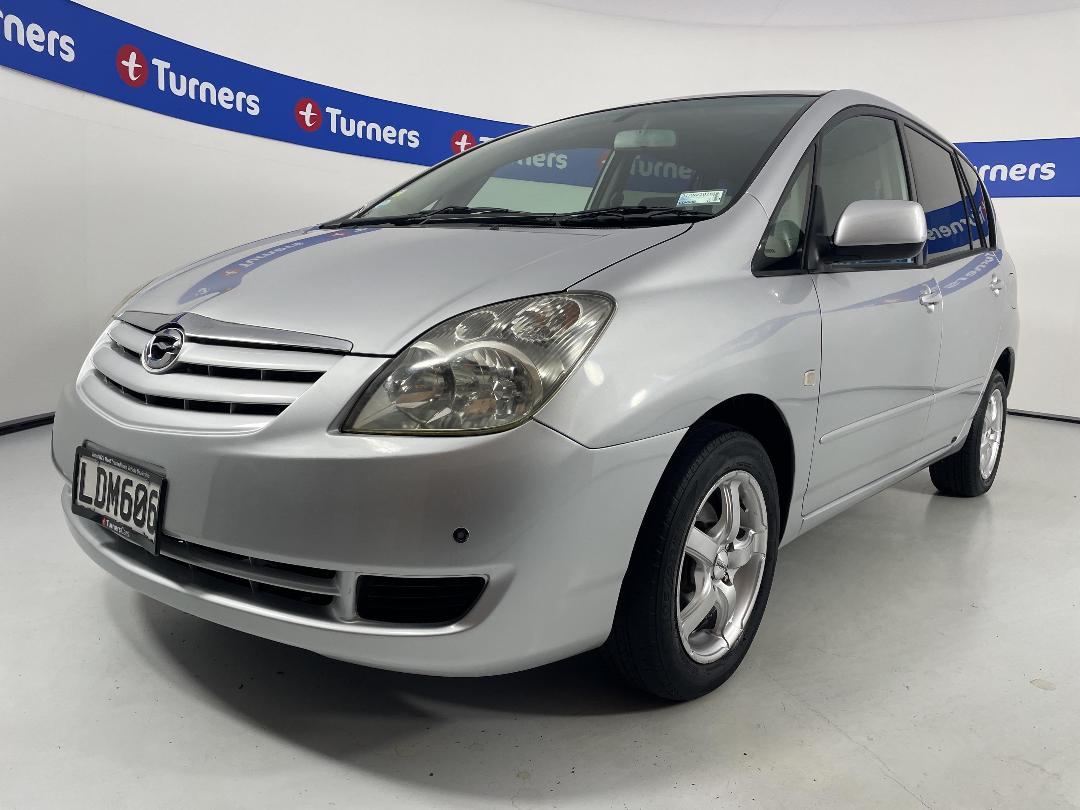 Photo '4' of Toyota Corolla