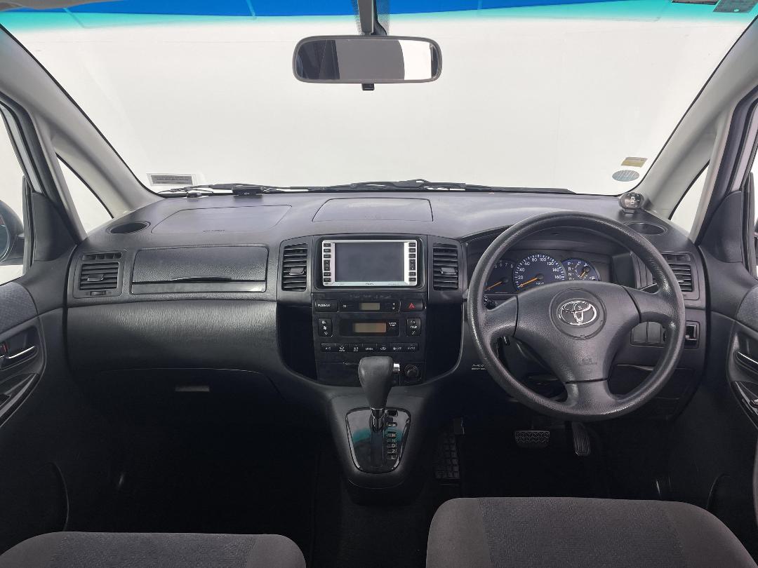 Photo '17' of Toyota Corolla