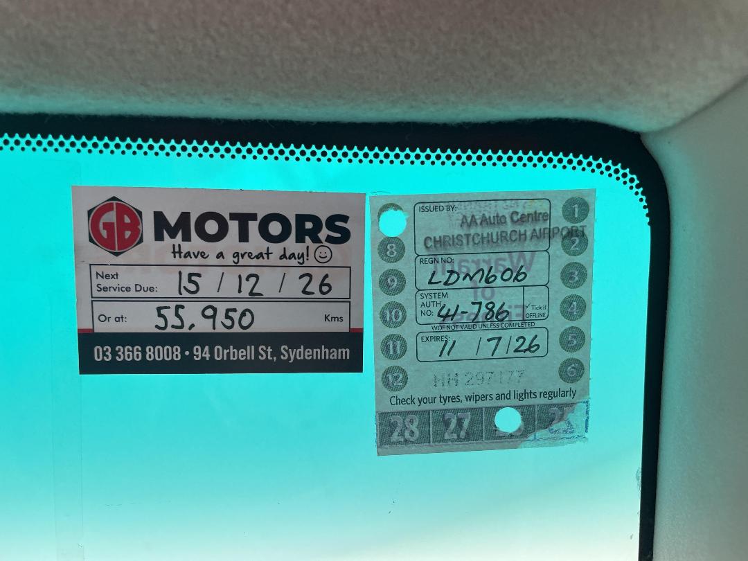 Photo '24' of Toyota Corolla