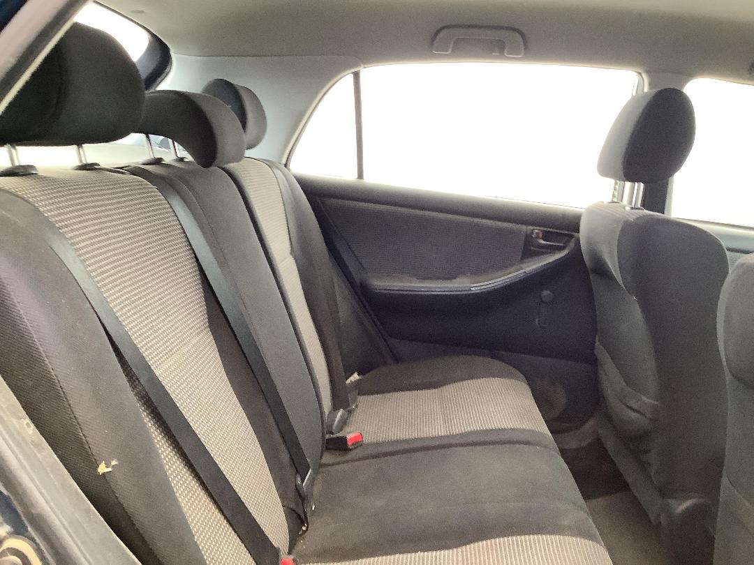 Photo '8' of Toyota Corolla GL