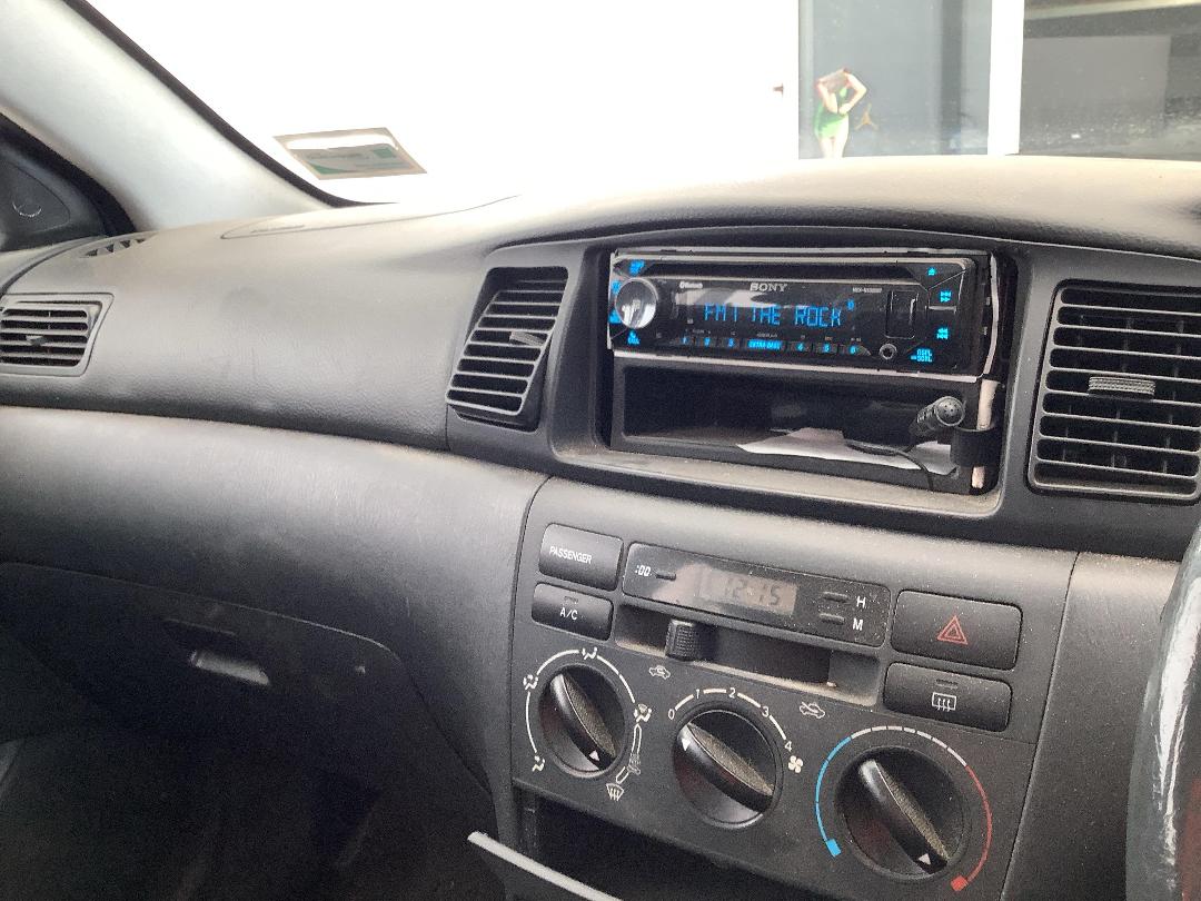 Photo '14' of Toyota Corolla GL