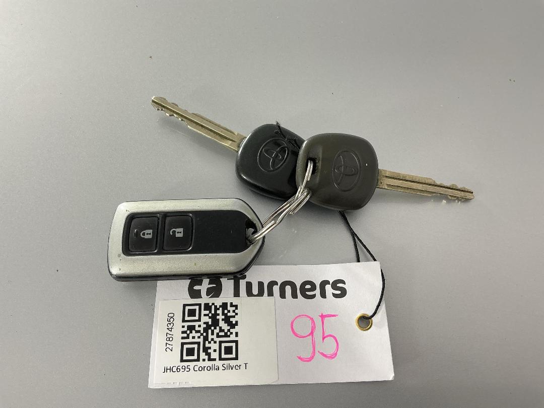 Photo '22' of Toyota Corolla