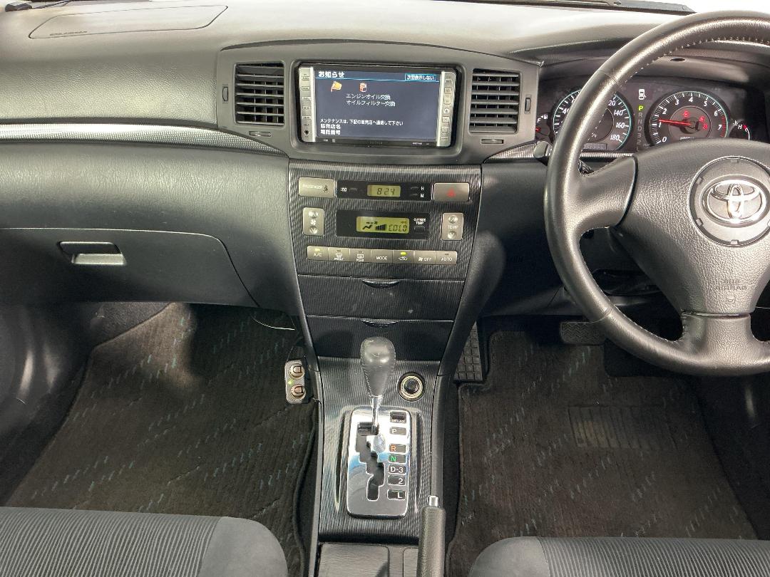 Photo '18' of Toyota Corolla