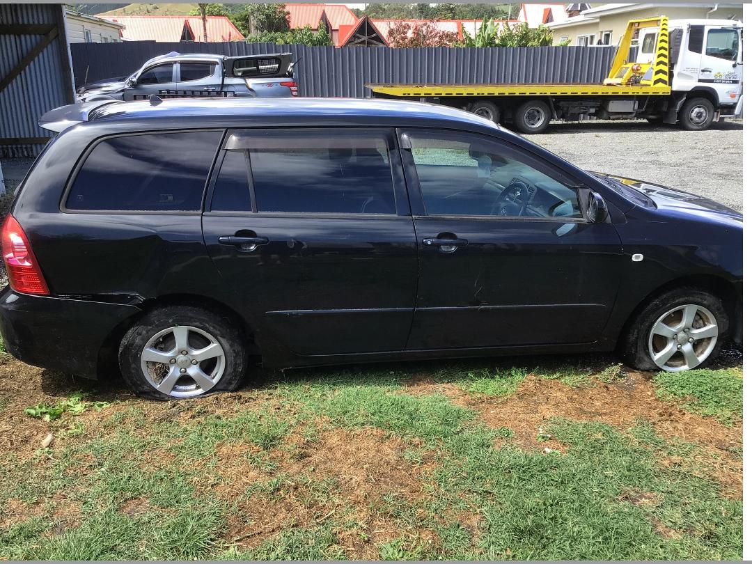 Photo '3' of Toyota Corolla Fielder