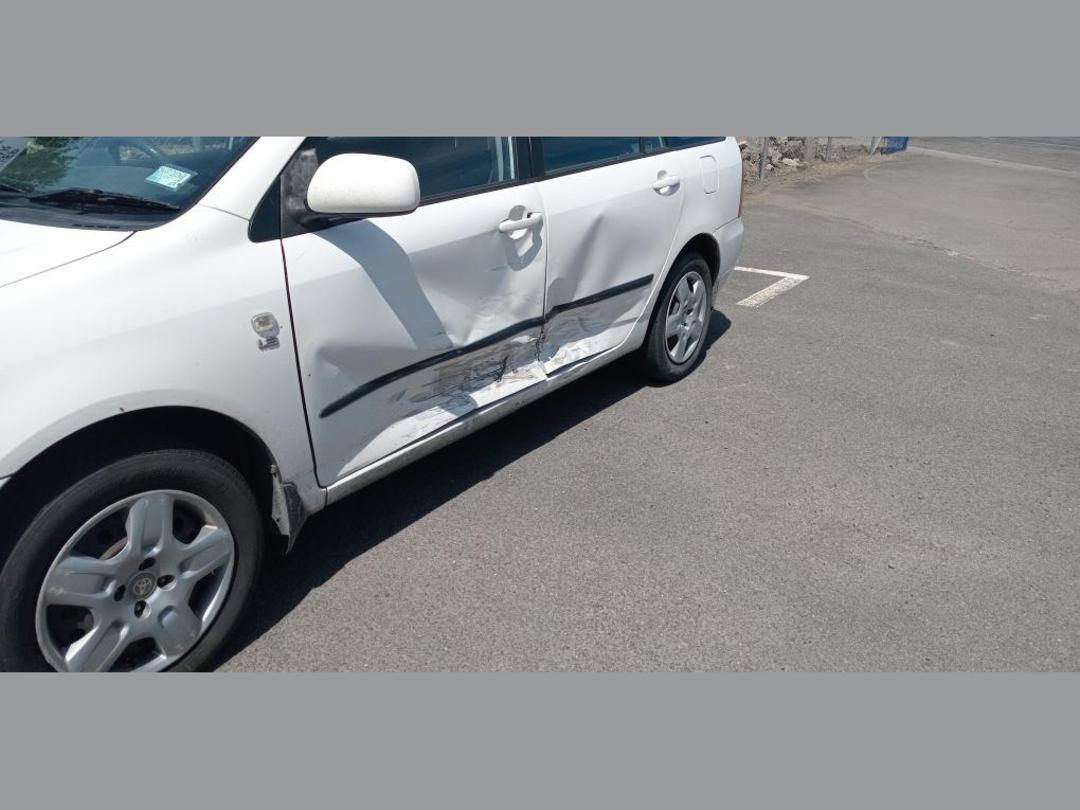 Photo '2' of Toyota Corolla GL Photo '2' of Toyota Corolla GL