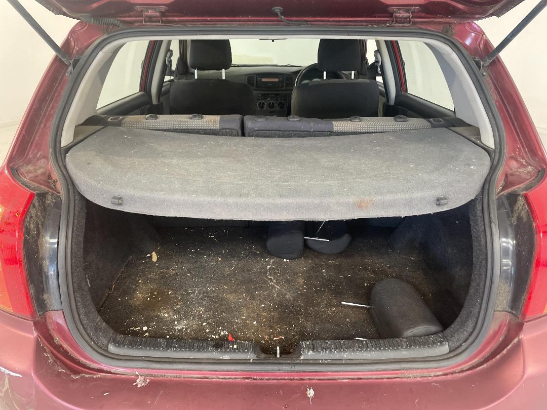 Photo '12' of Toyota Corolla GL