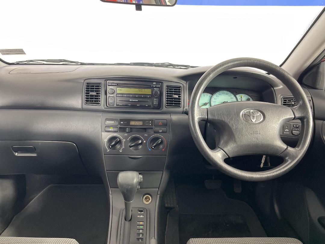 Photo '17' of Toyota Corolla