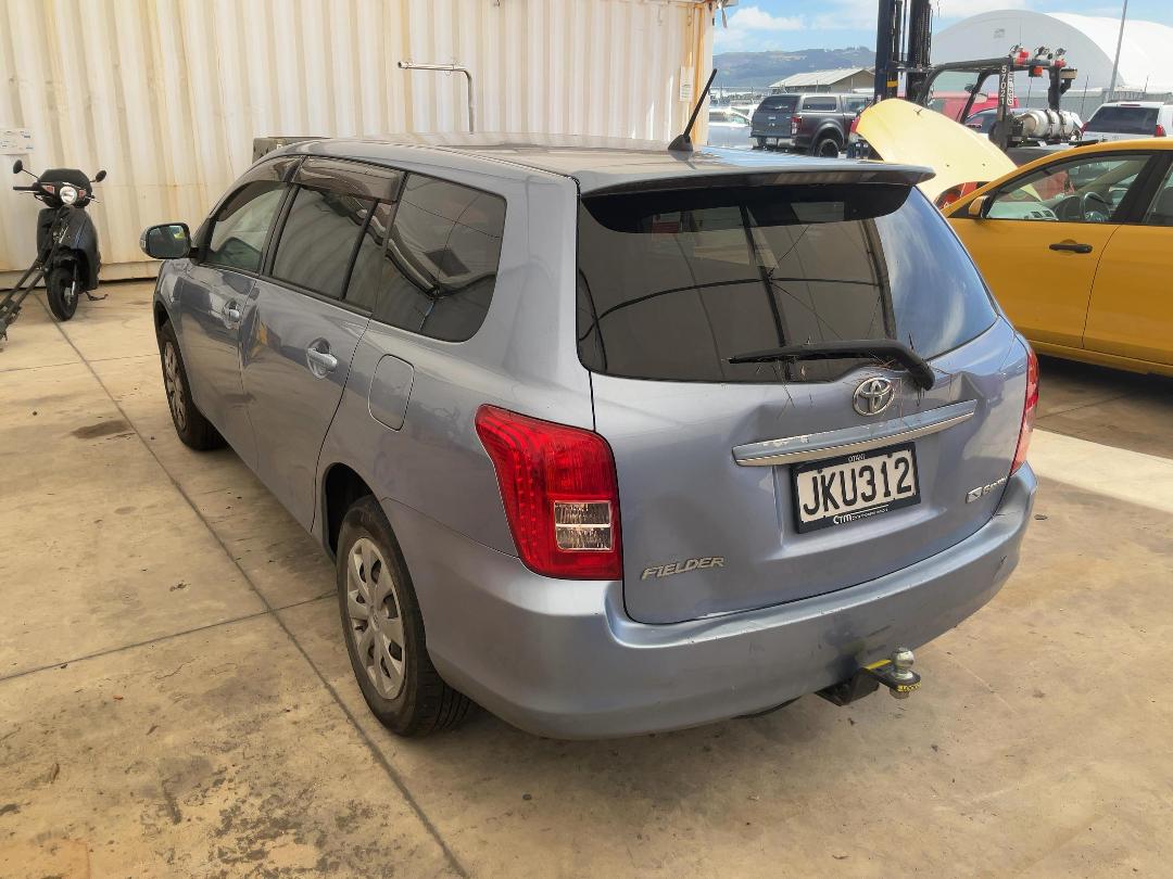 Photo '4' of Toyota Corolla Fielder G-Edition