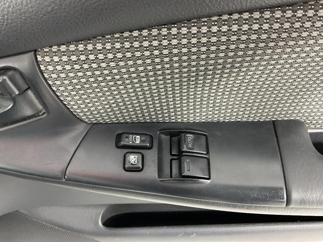 Photo '23' of Toyota Corolla