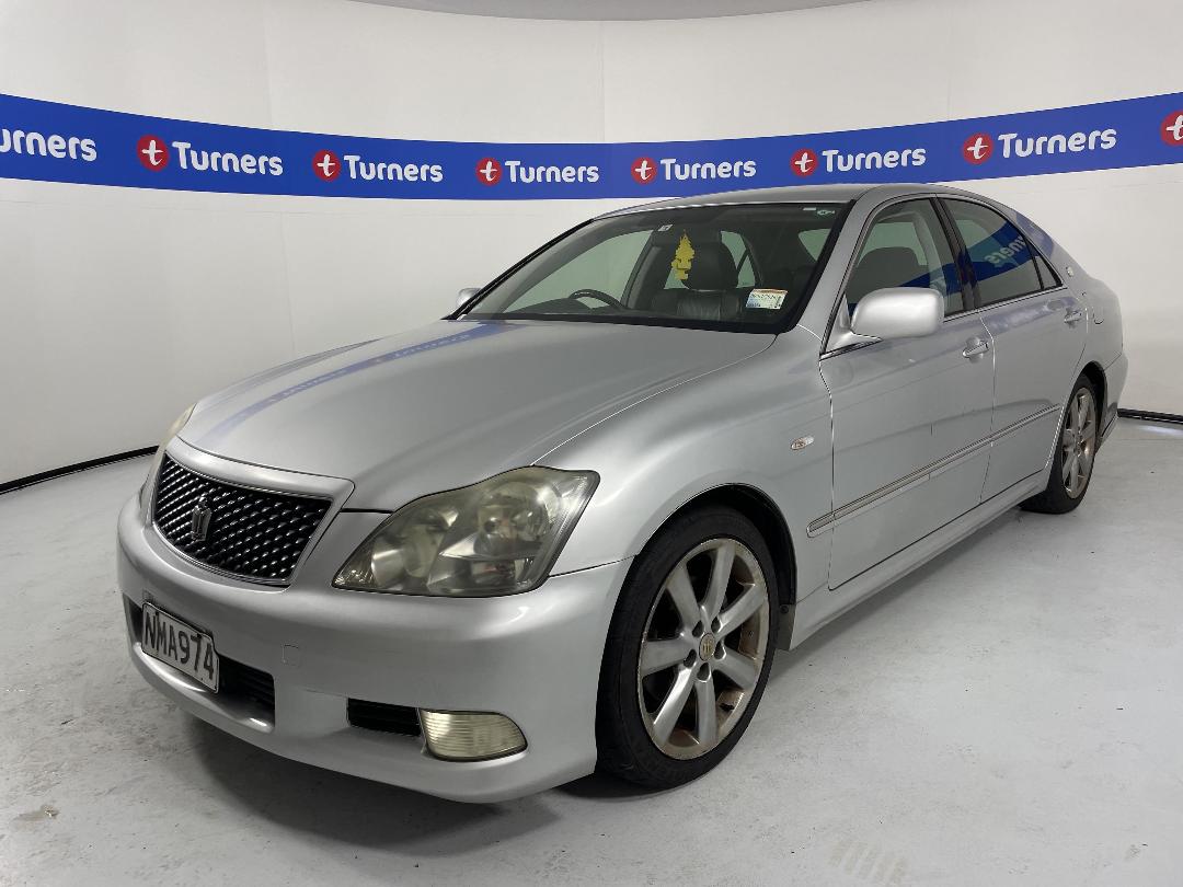 Photo '3' of Toyota Crown Athlete