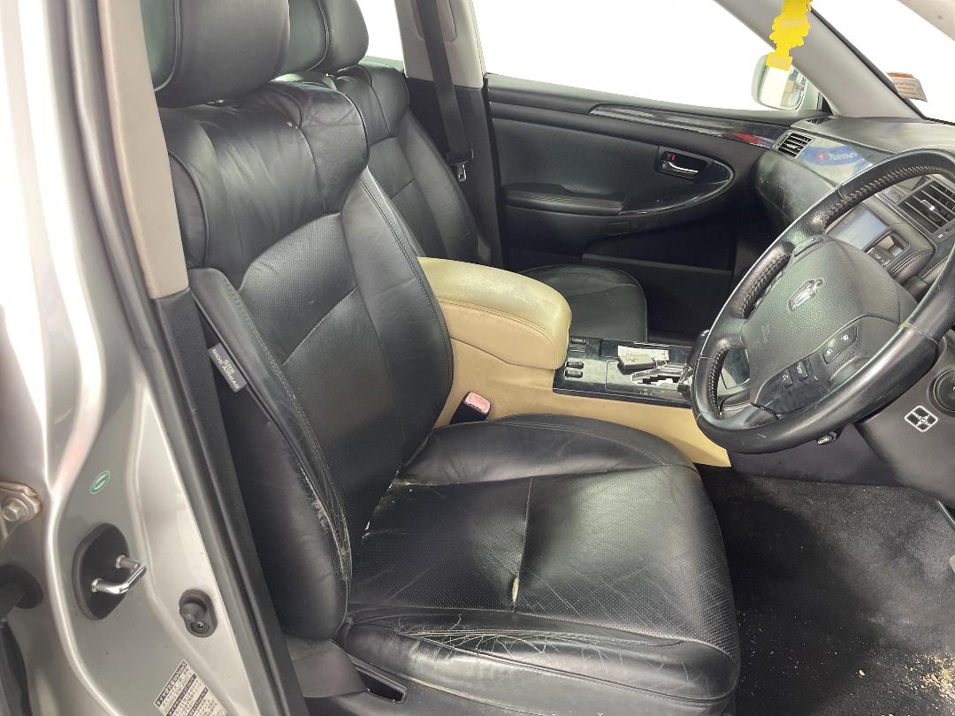 Photo '14' of Toyota Crown Athlete