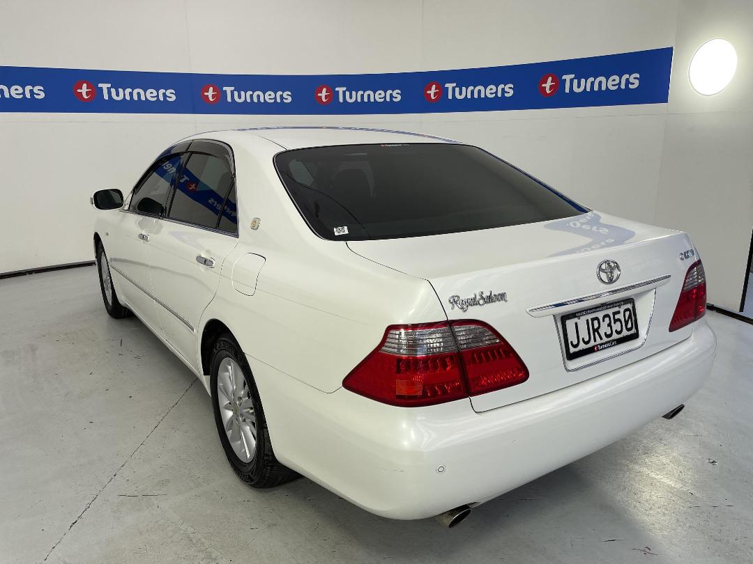 Photo '5' of Toyota Crown Photo '5' of Toyota Crown