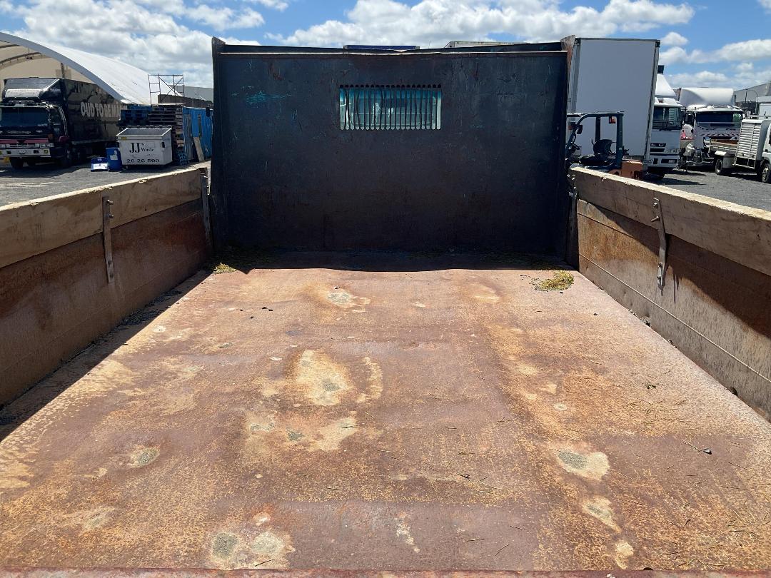 Photo '30' of Toyota Dyna Tipper