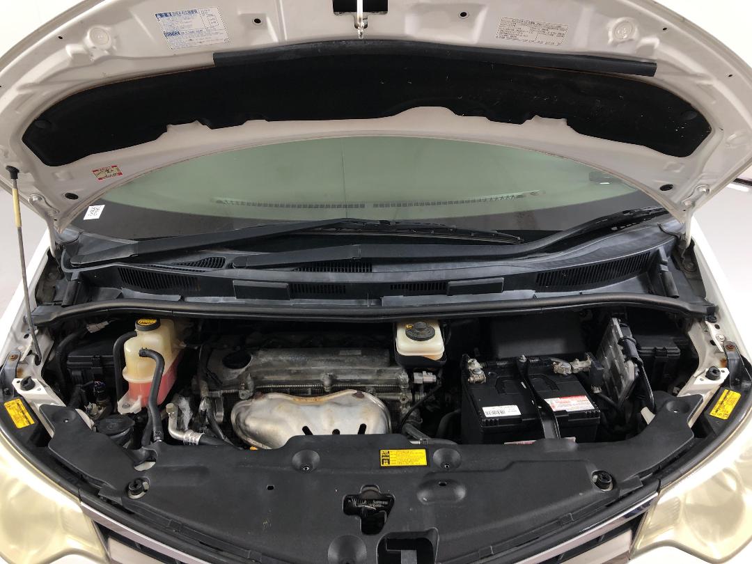 Photo '13' of Toyota Estima Photo '13' of Toyota Estima