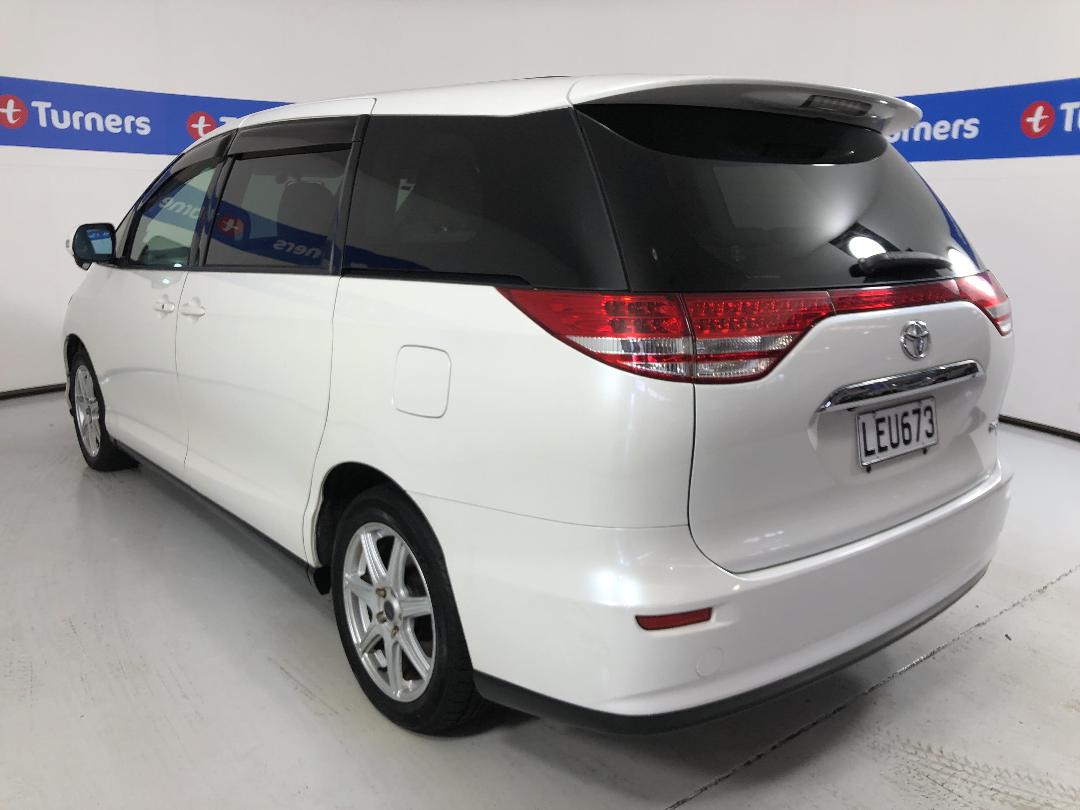 Photo '5' of Toyota Estima Photo '5' of Toyota Estima