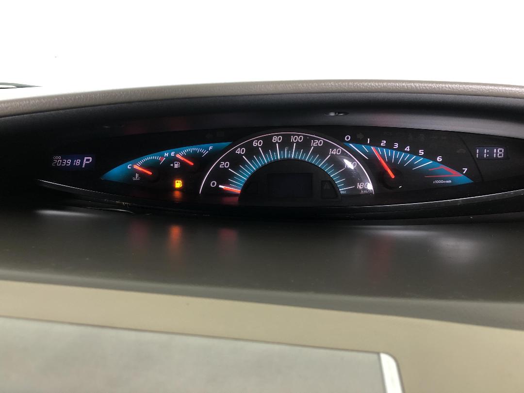 Photo '21' of Toyota Estima Photo '21' of Toyota Estima