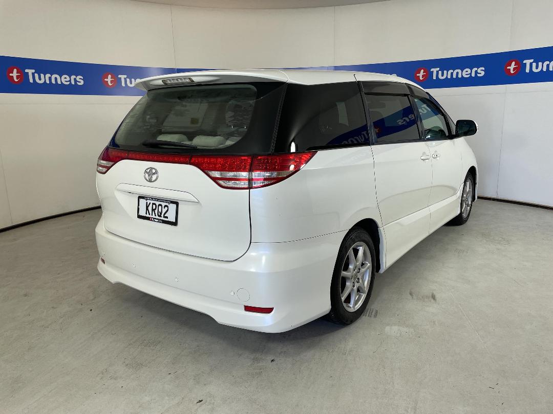 Photo '7' of Toyota Estima Photo '7' of Toyota Estima