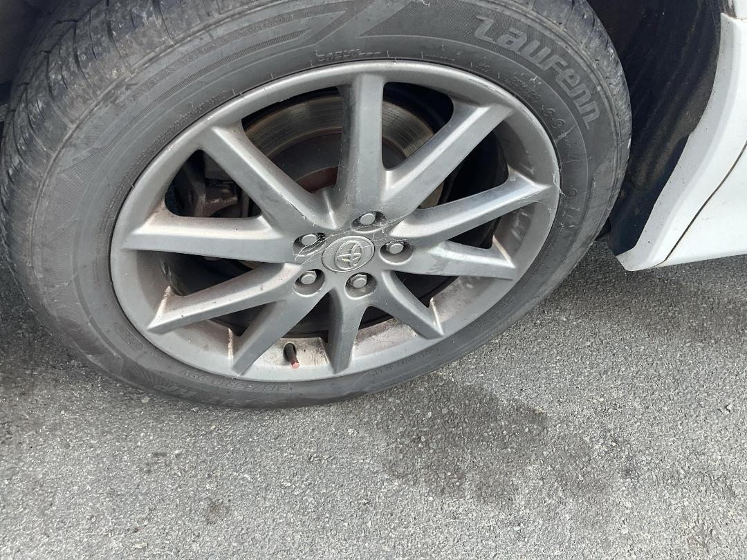 Photo '5' of Toyota Estima Aeras Photo '5' of Toyota Estima Aeras