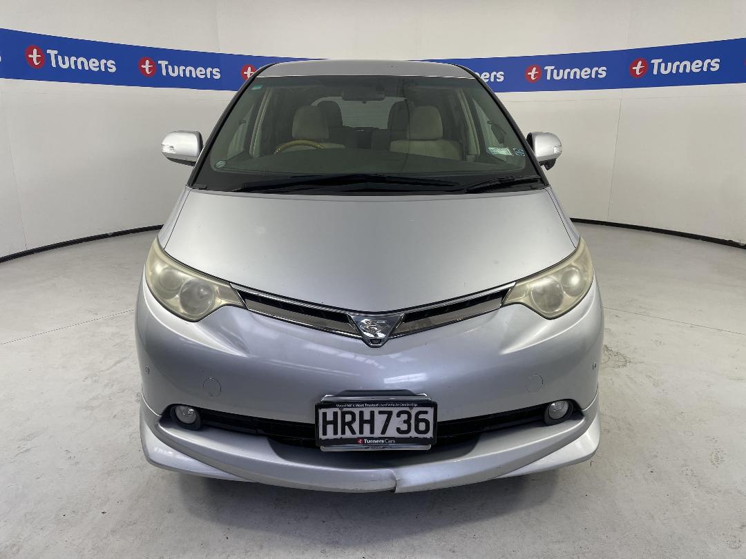 Photo '2' of Toyota Estima