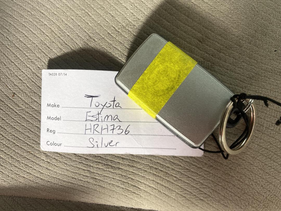 Photo '22' of Toyota Estima